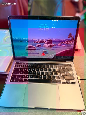 MacBook Pro (13 pouces, M1, 2020) & IPad Air (5e génération) 256 Go Modèles Wi‑Fi + Cellular 1