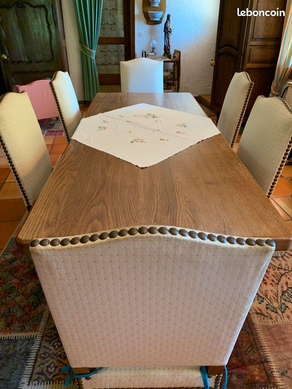 Table ancienne de salle à manger et chaises Louis XIII (image 2)