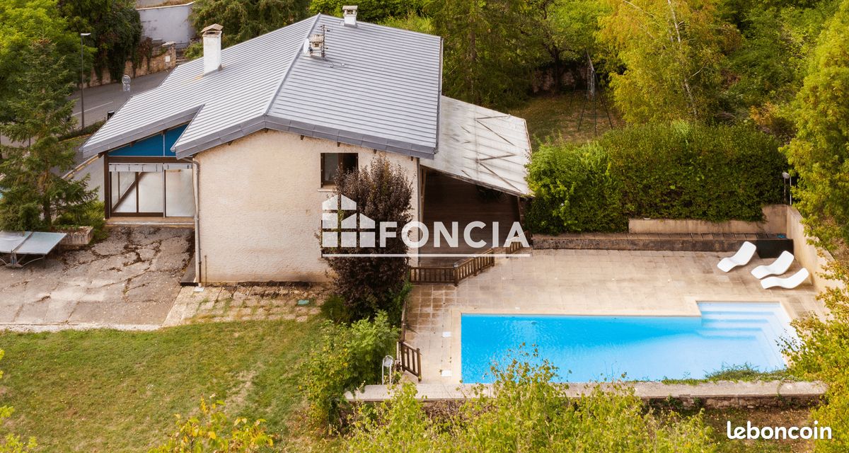 Maison 8 pièces 350 m² · à Rodez · 350 m² · 484 600 €