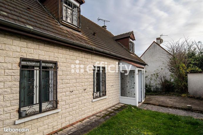 Maison 8 pièces 146 m²
