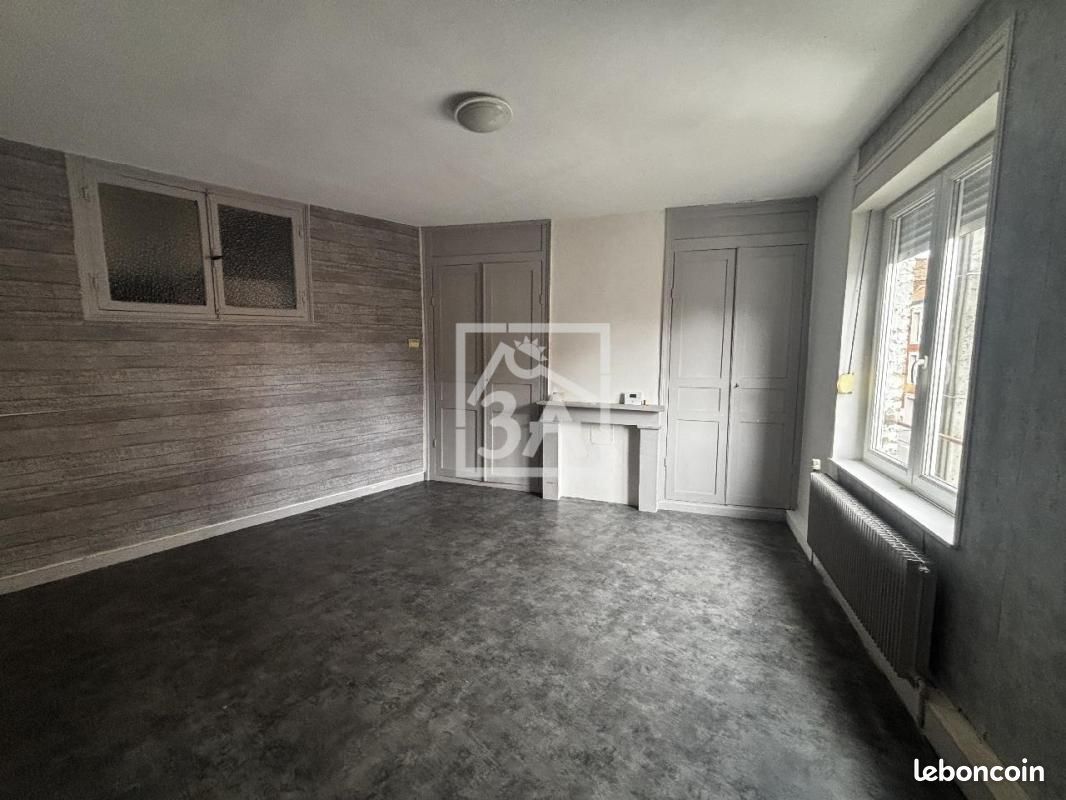 Immeuble 14 pièces 174 m² · à Hazebrouck · 174 m² · 248 500 €