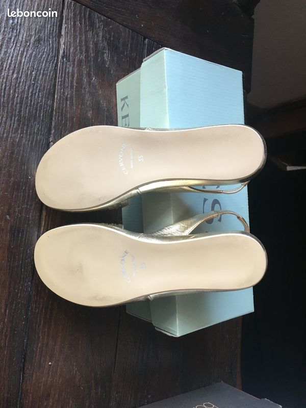 Sandales cuir doré T35 (image 2)