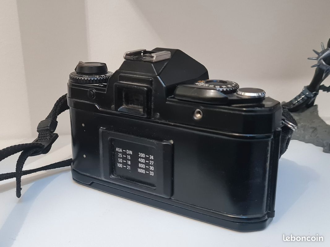 Yashica FX D Quartz--reflex argentique-- objectif YASHICA ML 50mm 1.9 (image 2)