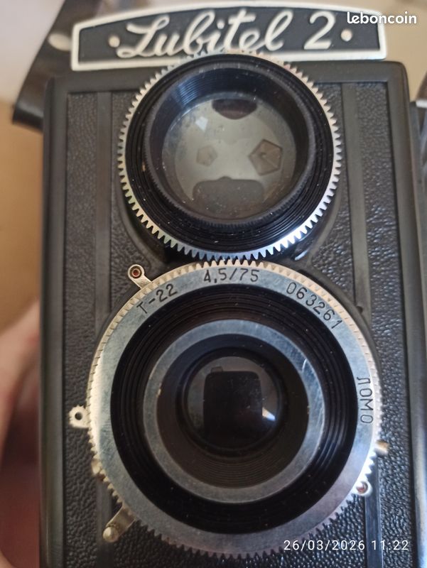 ANCIEN APPAREIL PHOTO LUBITEL 2 - MADE IN USSR- AVEC SA
