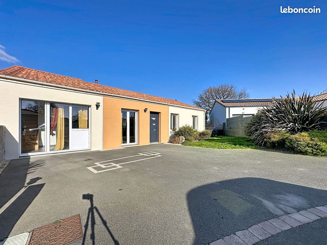 Maison 5 pièces 105 m² · à Mauléon · 105 m² · 890 €