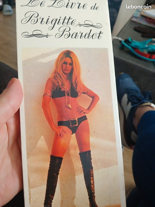 Livre Brigitte bardot de 1971 (image 2)
