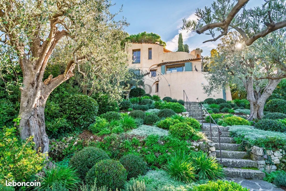 Maison 5 pièces 170 m² · à Mougins · 170 m² · 2 590 000 €