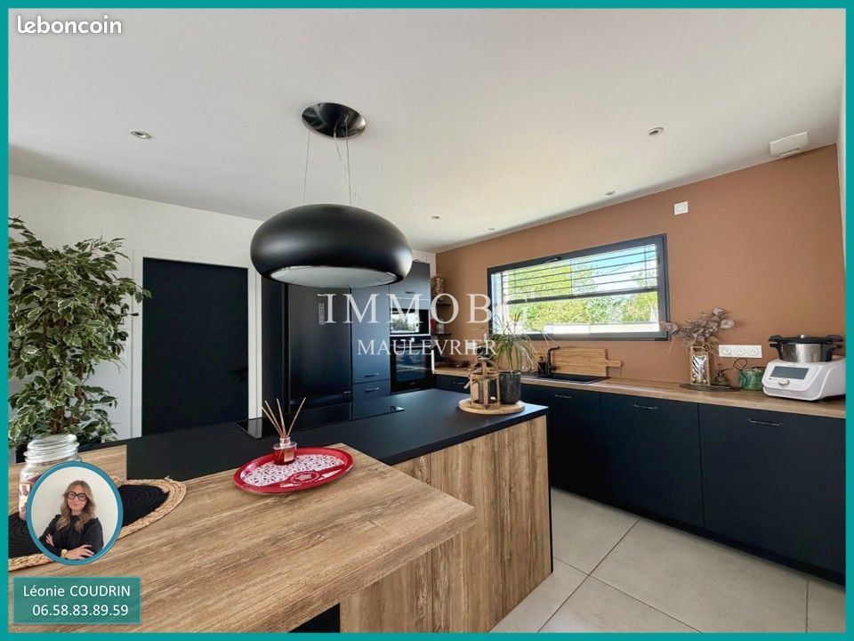 Maison 6 pièces 128 m² · à Cholet · 128 m² · 400 400 €