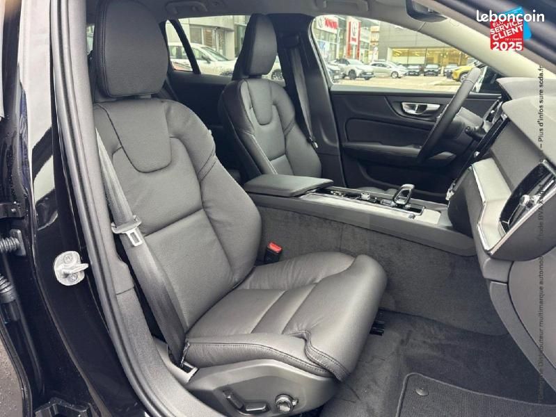 Volvo V60 B4 197ch Plus Style Dark DCT 7 (image 9)