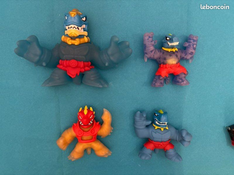 🦸♂️ Figurines Goo Jit Zu – Lot de 4 – Figurines souples et extensibles (image 1)