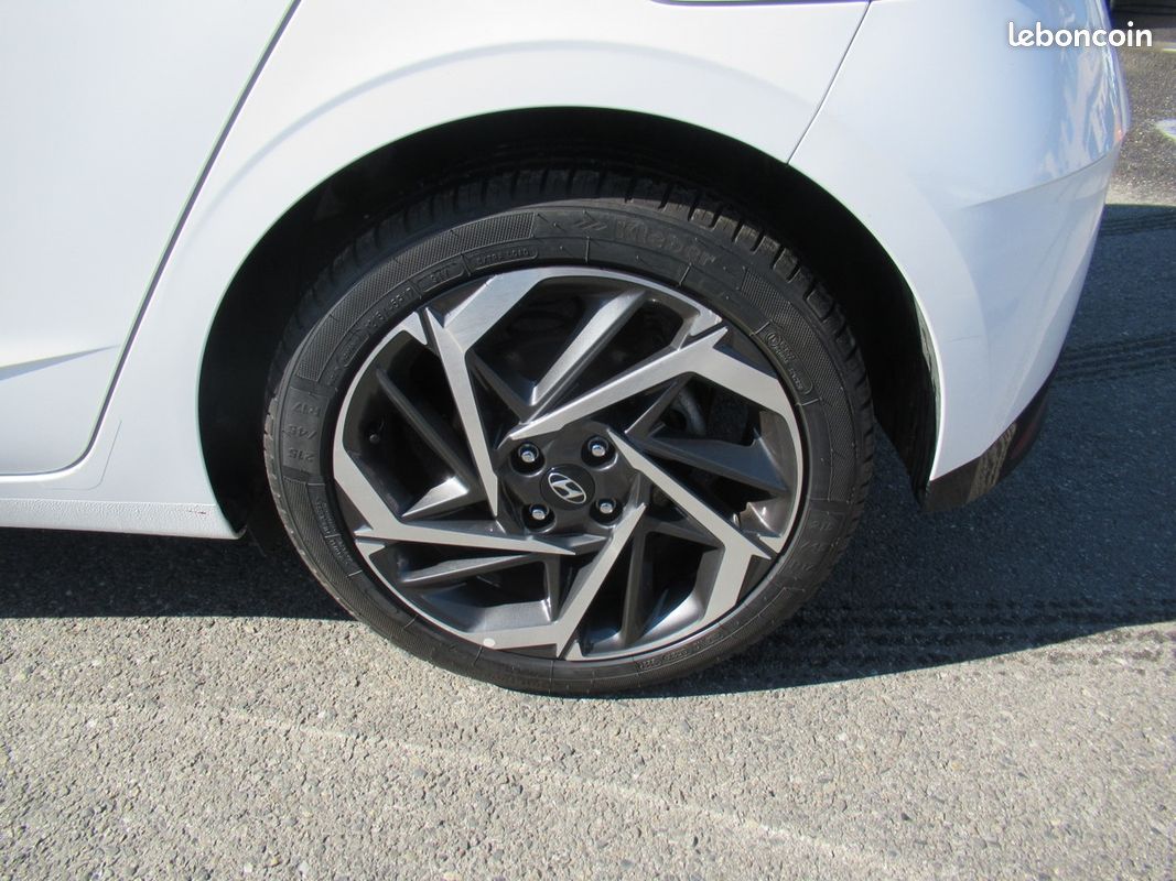 Hyundai I20 1.0 T-GDI 100CH HYBRID CREATIVE (image 28)