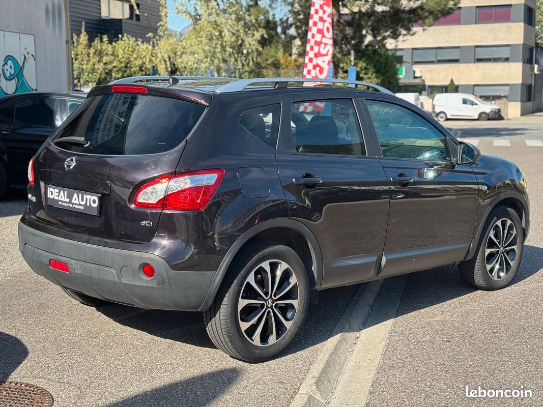 Nissan Qashqai 2.0 dCi 150ch Connect Edition 4X4 All-Mode BVA (image 2)