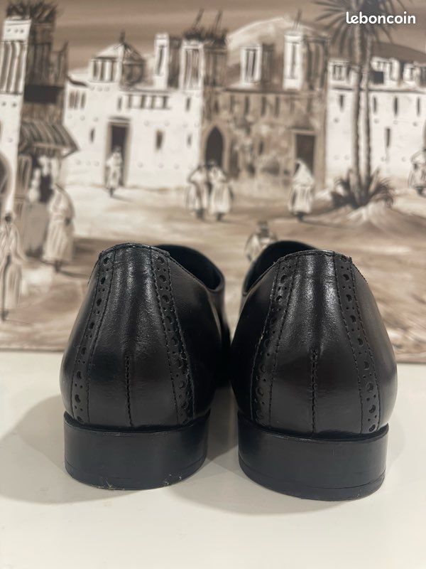 Chaussons COSMO PARIS En Daim Et Cuir Noir - Pointure 37, Occasion, Semelles Refaites