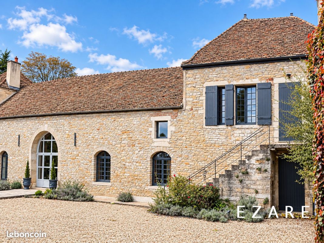 Maison 9 pièces 465 m² · à Beaune · 465 m² · 1 295 000 €