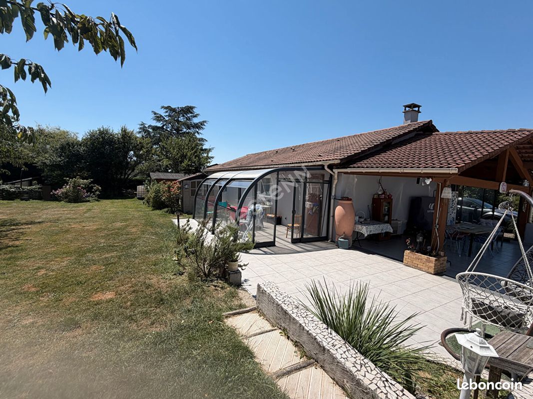 Maison 4 pièces 91 m² · à Oytier-Saint-Oblas · 91 m² · 379 000 €