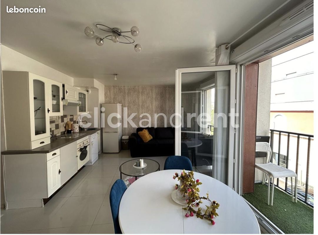 Appartement 2 pièces 40 m² · à Corbeil-Essonnes · 40 m² · 950 €/mois