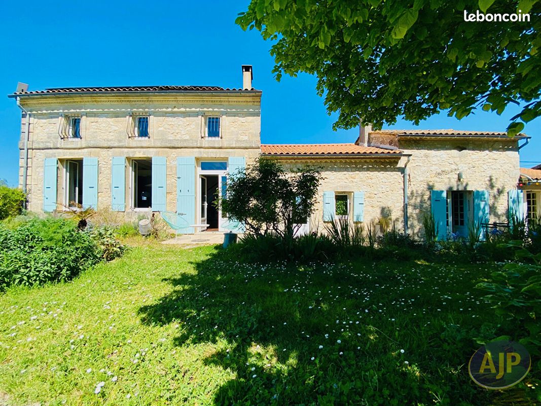 Maison 7 pièces 182 m² · à Bégadan · 182 m² · 399 000 €