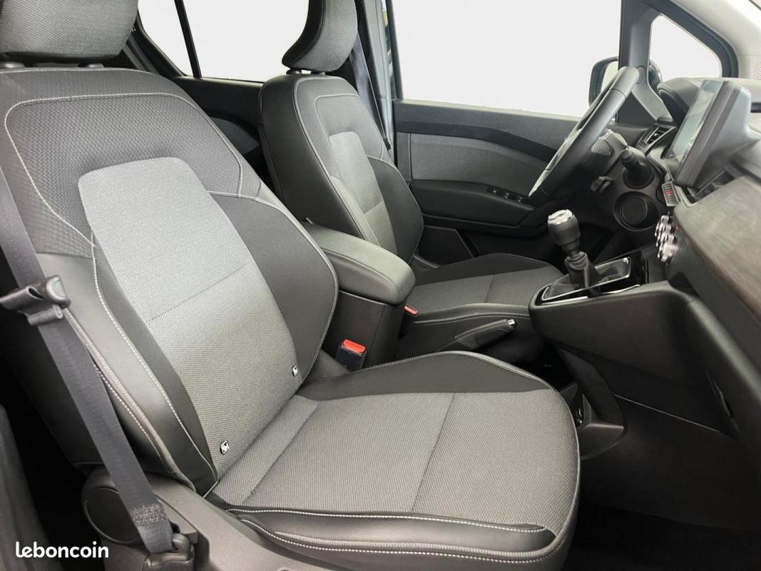 Renault Kangoo 1.3 TCe 130ch Techno (image 18)