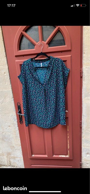 Tunique femme taille 48 très bon état marque blanche porte