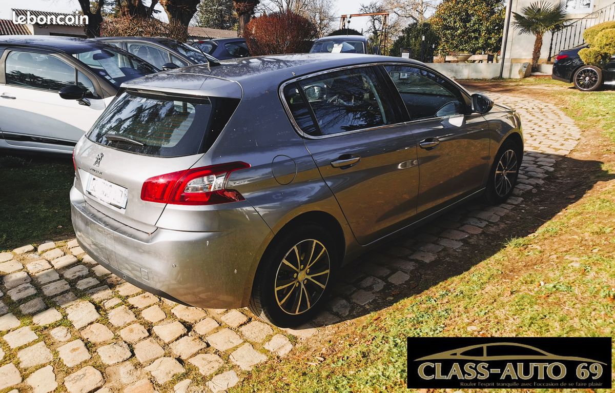 Peugeot 308 Allure 1.2l 130 cv S&S boite EAT6 99500 kms entièrement révisée et garantie (image 5)