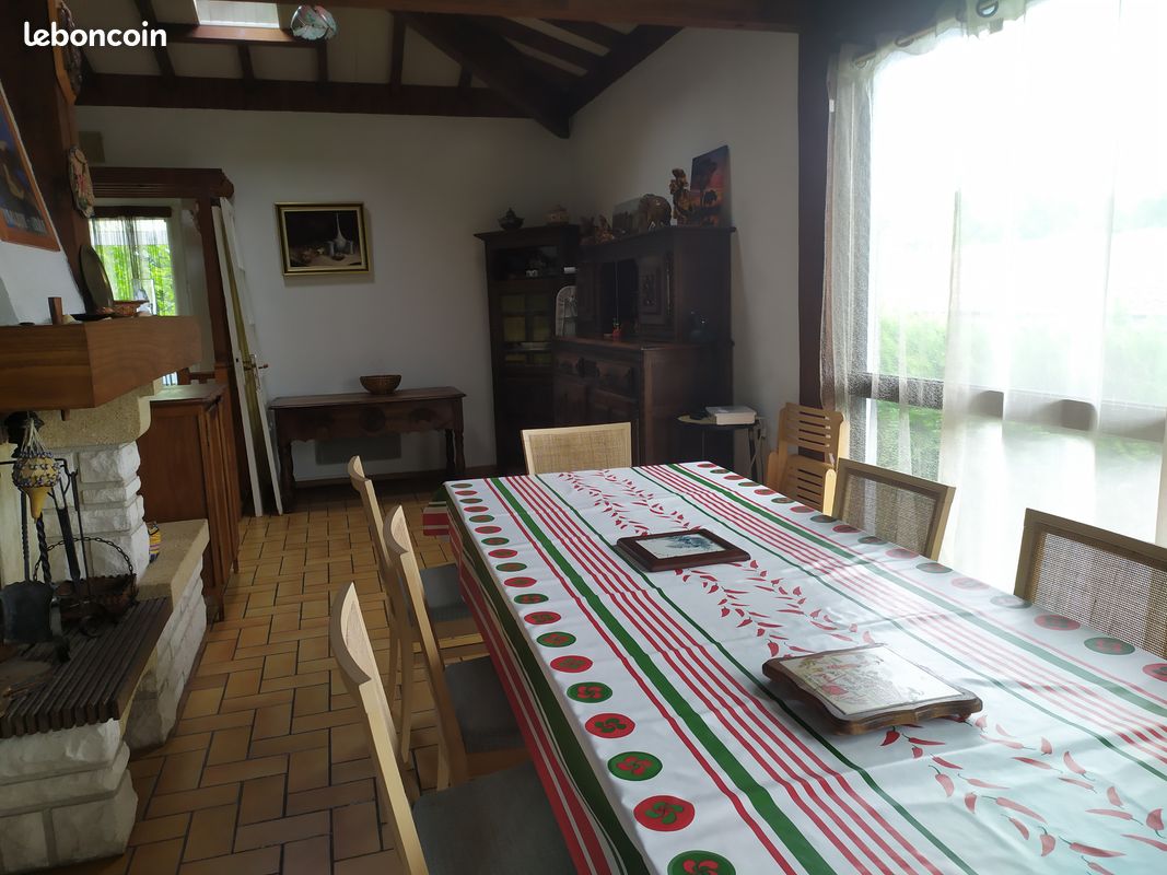 BELLE MAISON VACANCES confort (WIFI)10 min plages (image 4)