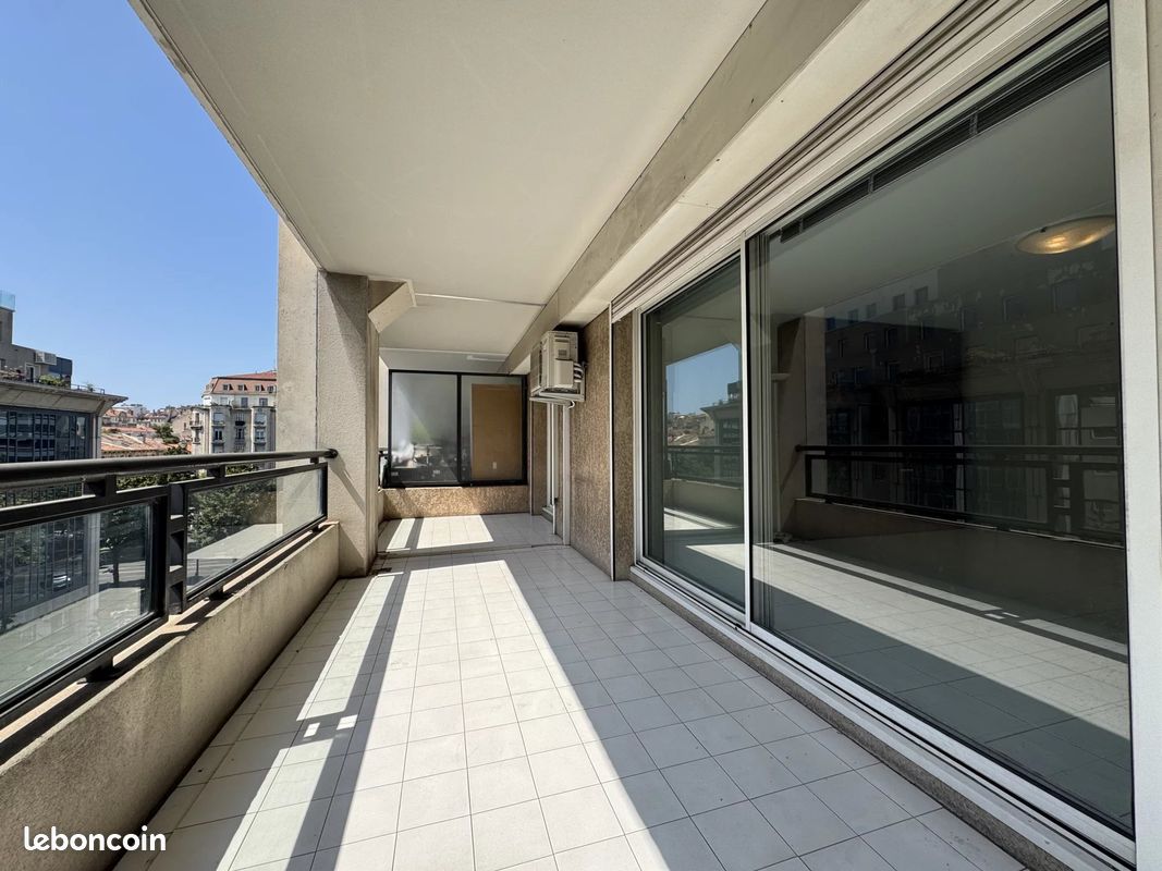 Appartement 3 pièces 105 m² · à Marseille · 105 m² · 409 000 €