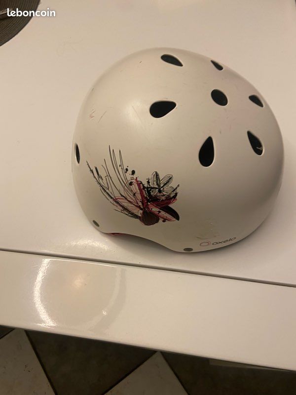 Casque de vélo, fille Decathlon (image 1)