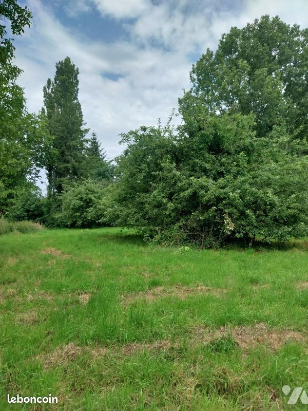 Terrain 2027 m² · à Wanquetin · 2 027 m² · 16 000 €