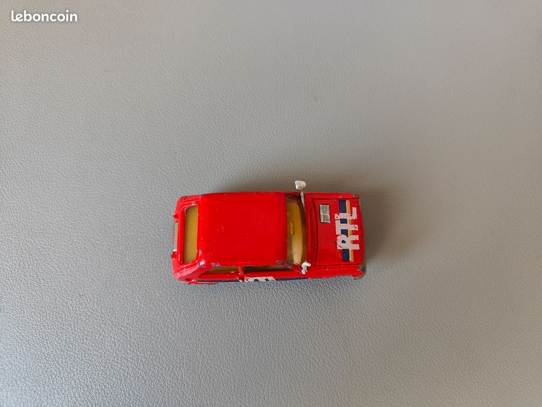 RENAULT 5 ROUGE Rtl 3 Portes Majorette Serie 200 No Box EUR 53,00