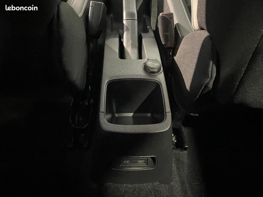 Citroën C3 Turbo 100 ch BVM6 Max (image 34)