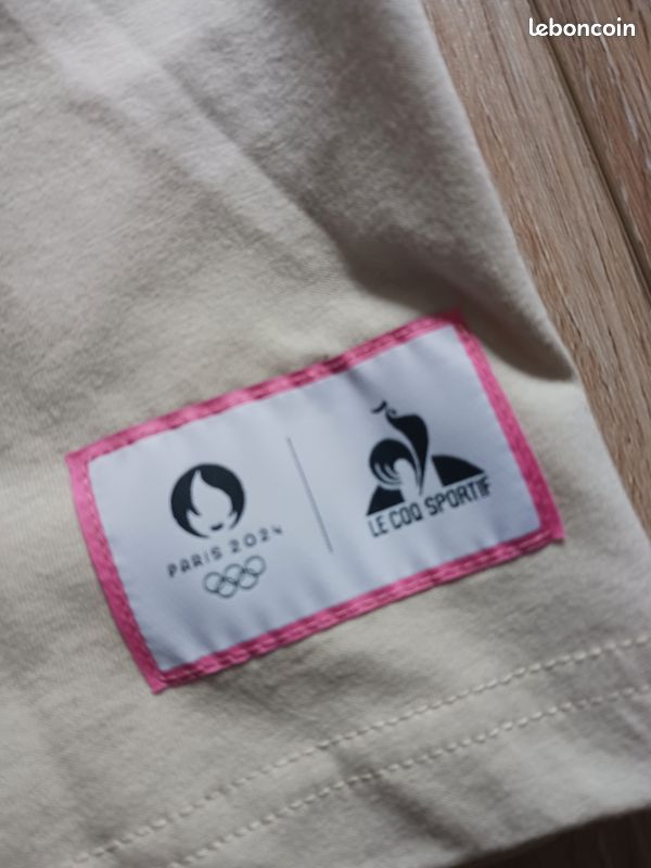 T-shirt Officiel Le Coq Sportif – JO Paris 2024 – Édition Limitée – Tailles L Et XL – NEUF