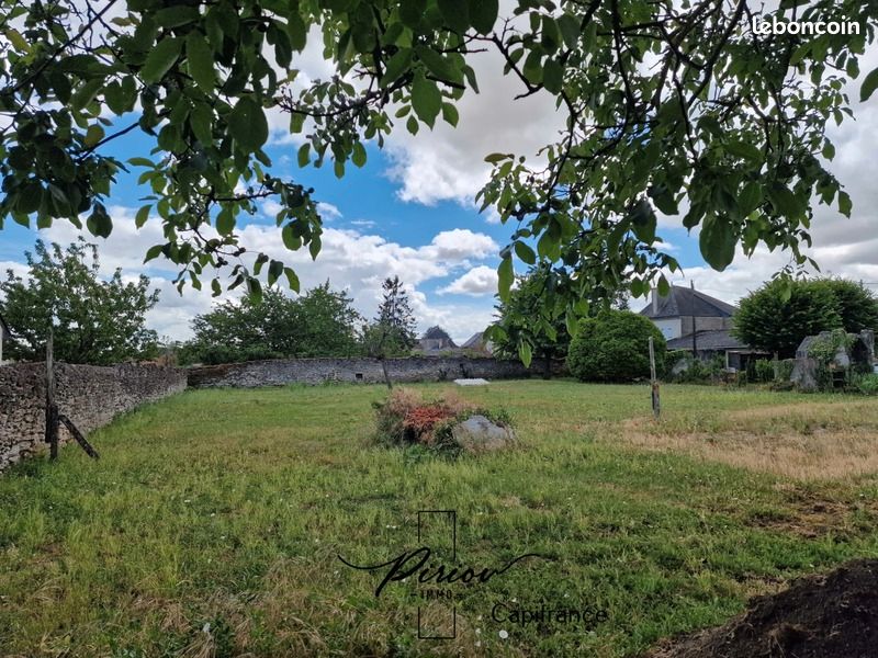 Terrain 1 071 m² Doue La Fontaine · à Doué-en-Anjou · 76 000 €