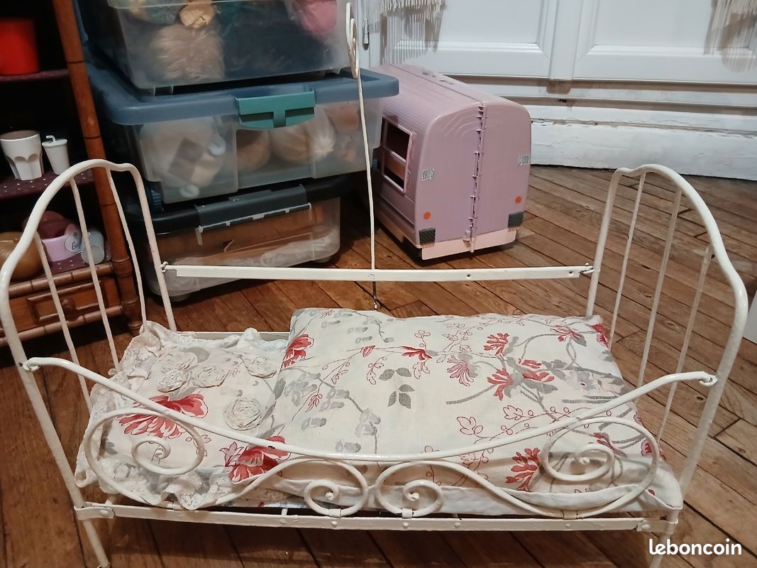 LIT DE POUPEE ANCIEN FER Forgé XIXe pour GRANDE POUPEE fer peint JUS