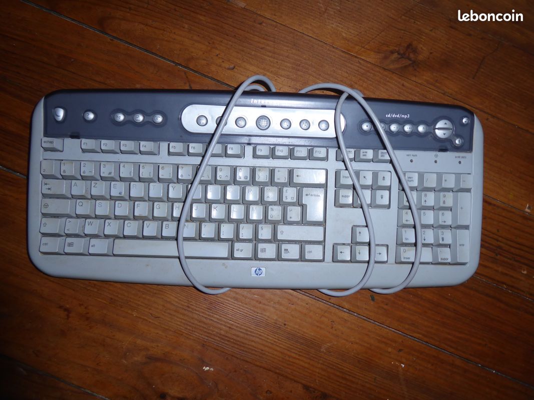Clavier gris PS2 Hewlett Packard spécial surf Internet (image 1)