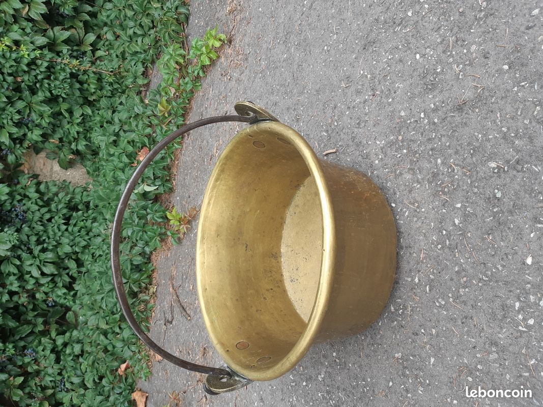 Sceau en laiton (image 1)