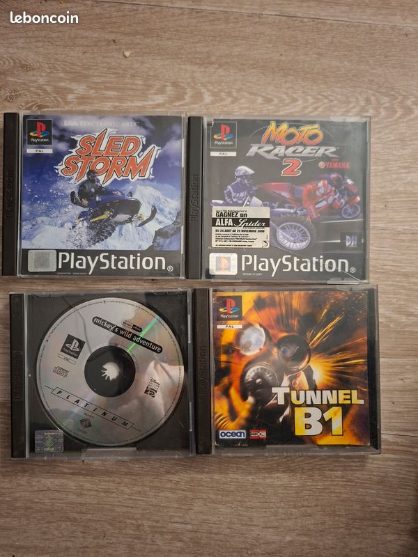 Lot 11 jeux PlayStation 1 (PS1) - état usé / incomplets