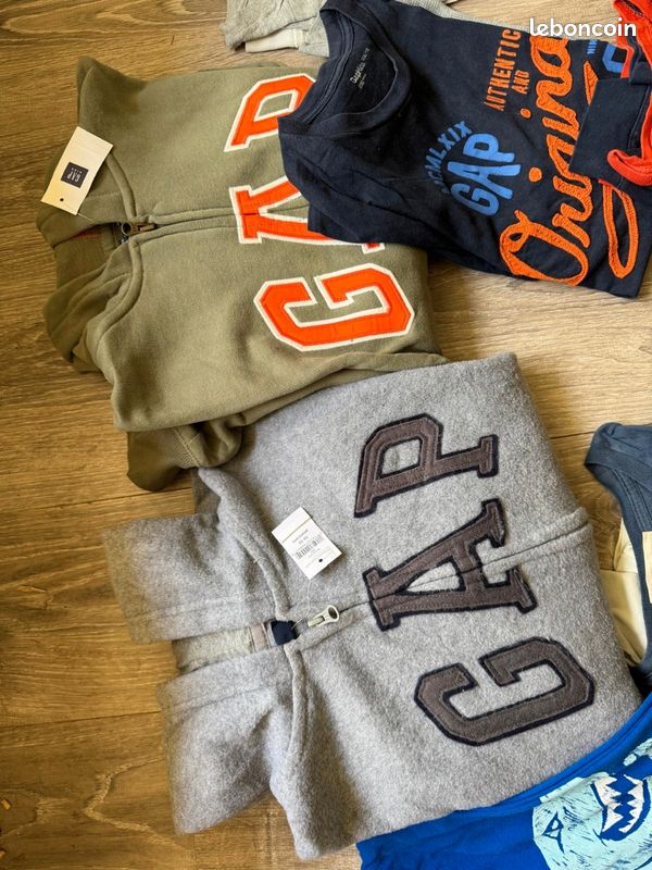 Vêtements pour garçon de 8 ans