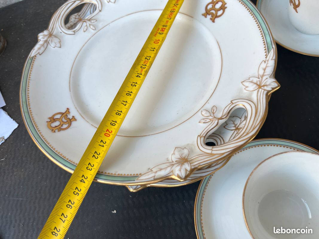 Grand service à café ancien en porcelaine - Ch. Pillivuyt & Cie Paris - Monogramme doré et filet vert (image 8)
