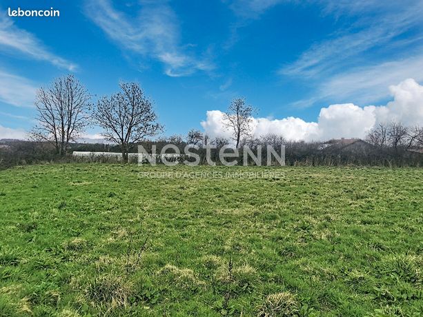 Terrain 3000 m² GRAZAC