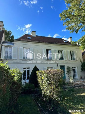 Maison 7 pièces 234 m²