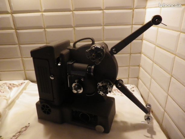 Projecteur De Film Fixe HEURTIER MONOFILM – 110 Volts, Super 8, Bon état Esthétique Et Fonctionnel