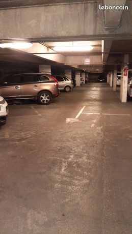 Vends lot 19 places des parking Paris 75019