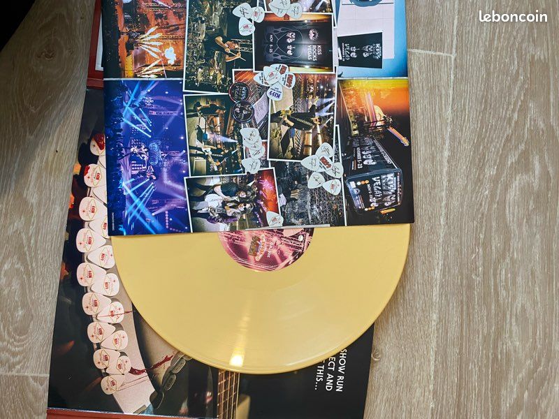 Vinyle Kiss rocks vegas Edition limitée avec DVD (image 6)