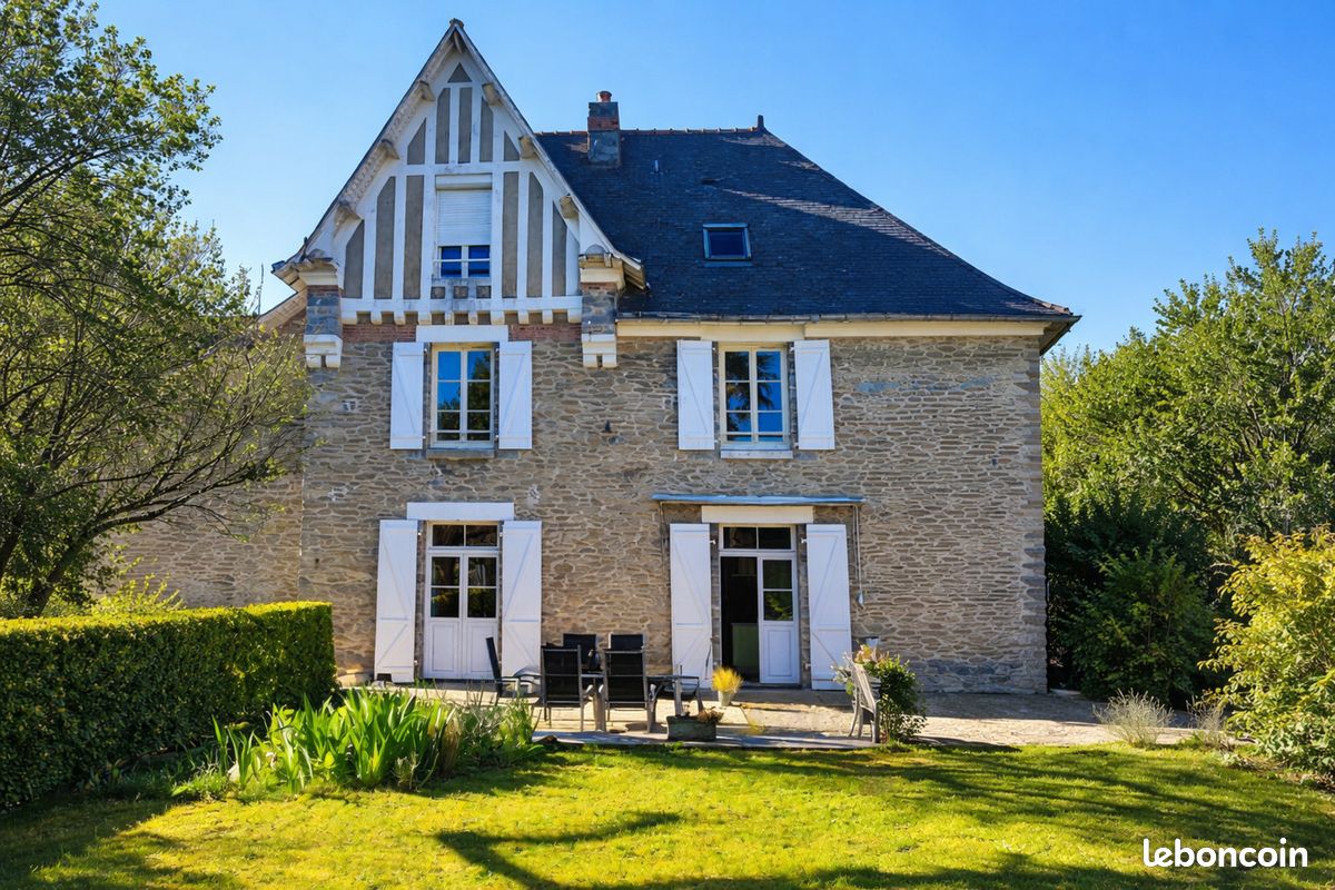 Maison 8 pièces 170 m² · à Laval · 170 m² · 572 000 €