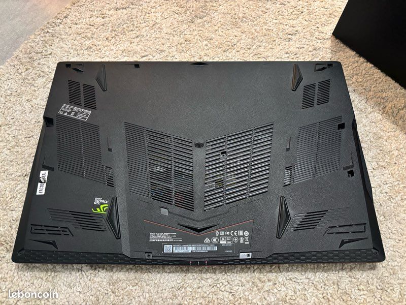 PC Gaming Gamer Ordinateur portable MSI GP73 Leopard 8RE Ordinateurs