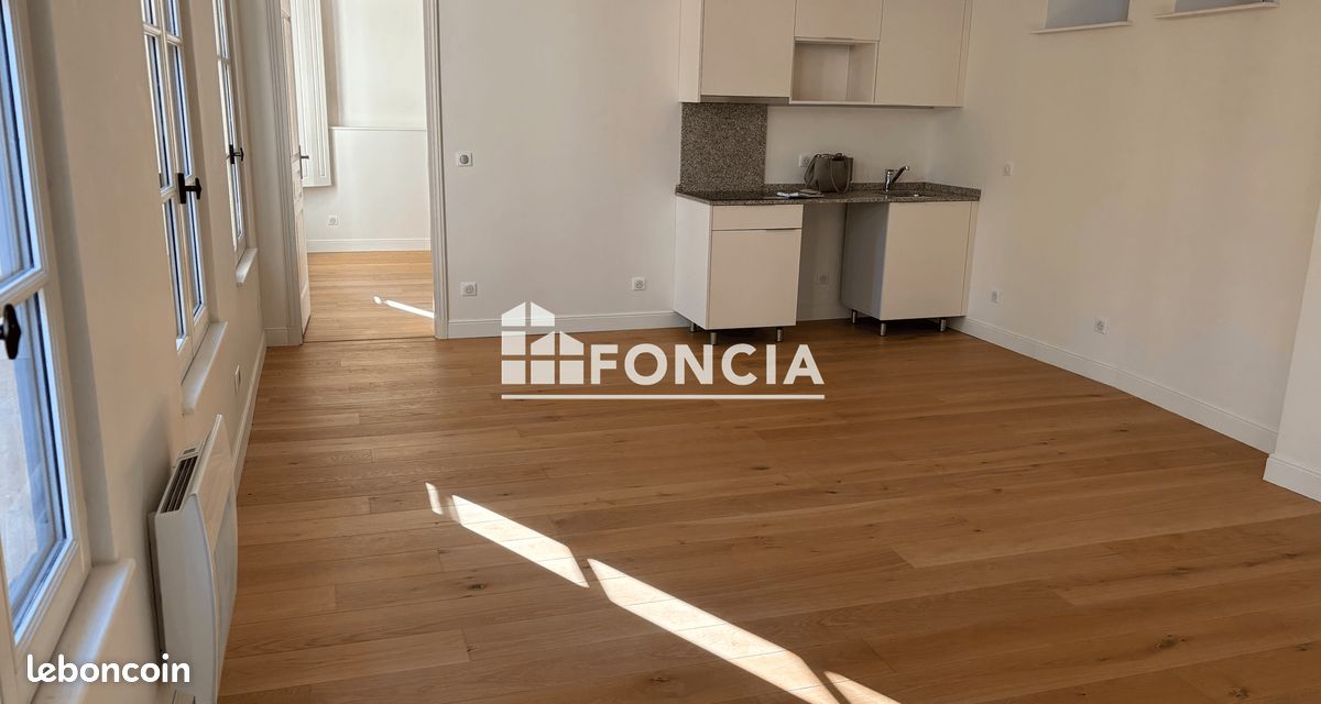 Appartement 3 pièces 74 m² · à Saint-Germain-en-Laye · 74 m² · 1 915 €
