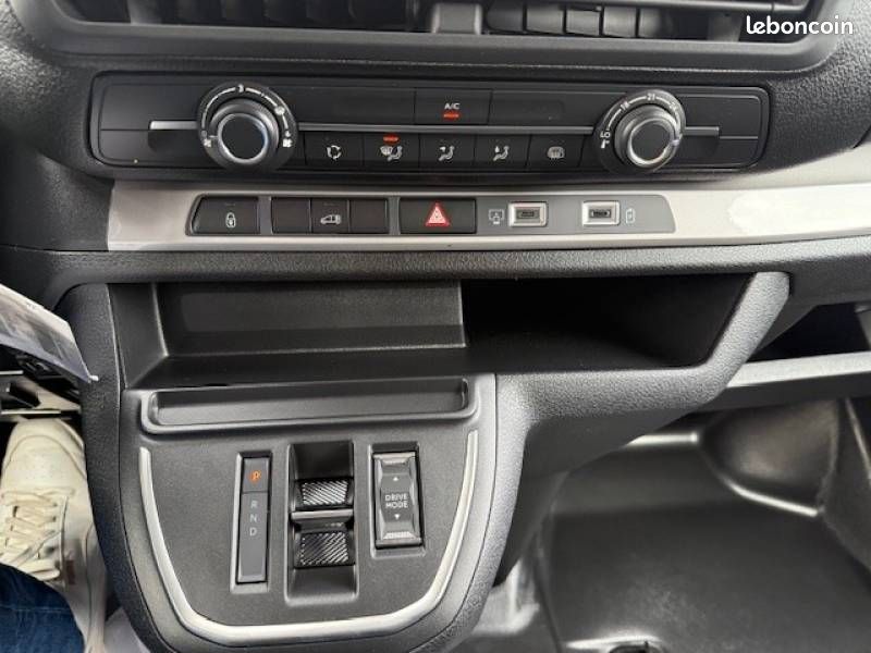 Peugeot Expert FGN M DIESEL 150 CH AUTOMATIQUE (image 15)