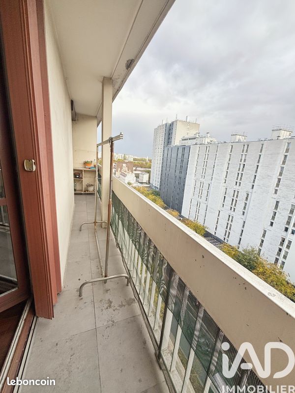 Appartement 4 pièces 75 m² · à Aubervilliers · 75 m² · 222 000 €
