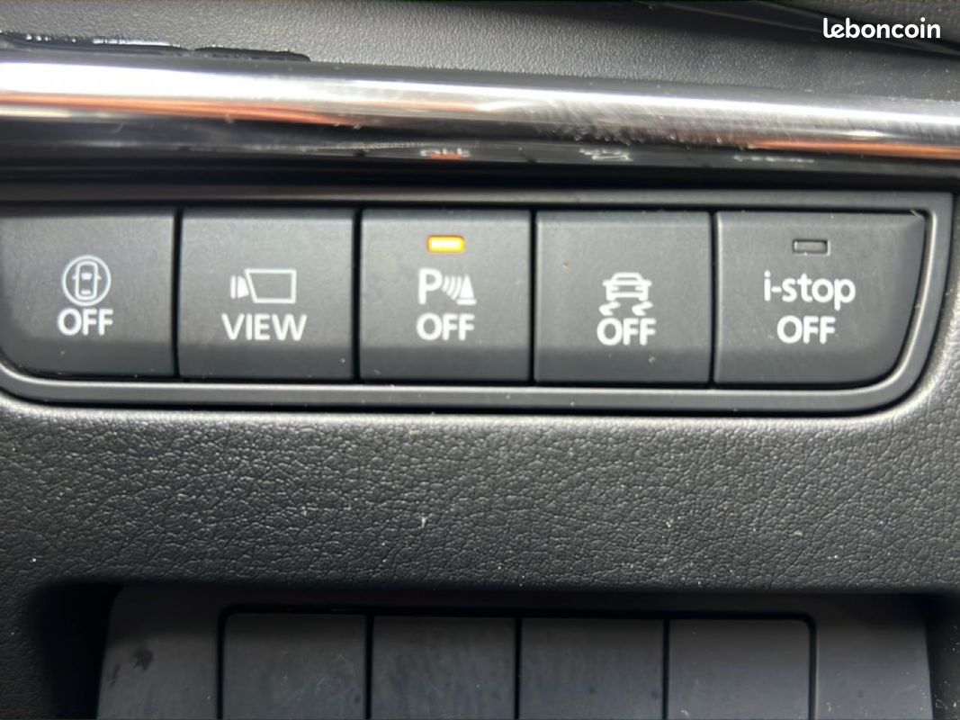 MAZDA MAZDA 3 2.0 e-skyactiv-g m-hybrid 122 business executive bva 2022 (image 25)