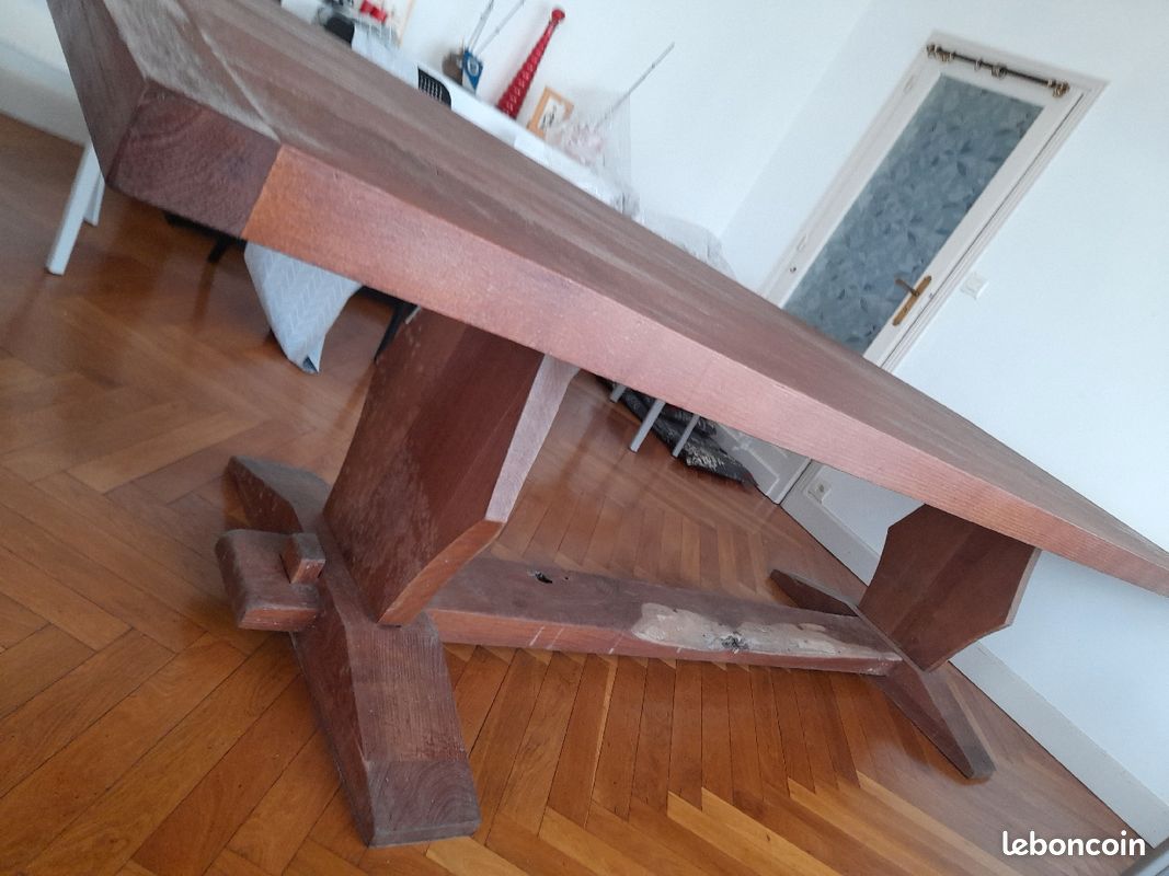 Table monaster (image 2)